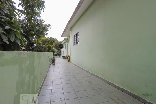 Casa à venda com 2 quartos, 492m² em Vila Monumento, São Paulo