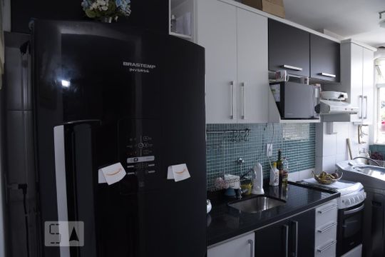 Cozinha de apartamento à venda com 2 quartos, 53m² em Taquara, Rio de Janeiro
