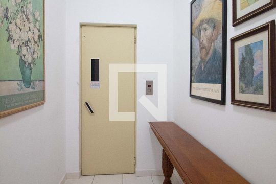 Hall de entrada de apartamento para alugar com 3 quartos, 88m² em Botafogo, Rio de Janeiro