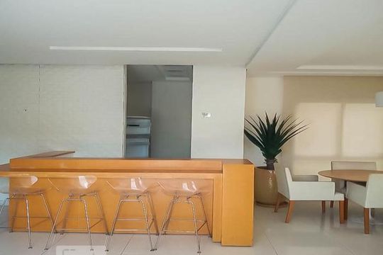 Apartamento para alugar com 2 quartos, 72m² em Vila Isolina Mazzei, São Paulo