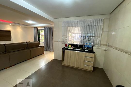 Cozinha de casa à venda com 4 quartos, 120m² em Campina, São Leopoldo