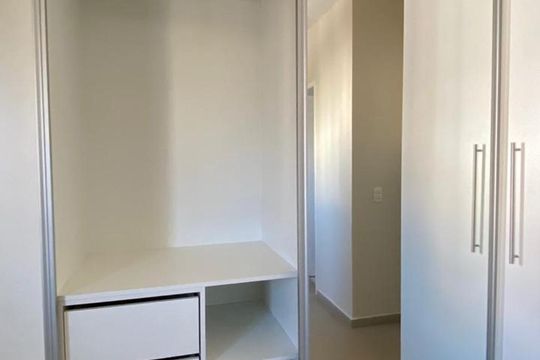 Quarto de apartamento à venda com 2 quartos, 80m² em Vila Nova Conceição, São Paulo