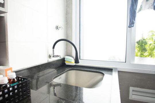 LAVANDERIA de apartamento para alugar com 2 quartos, 56m² em Vila Satúrnia, Campinas