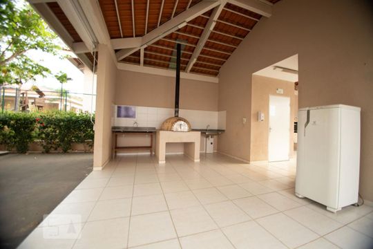 FORNO de apartamento para alugar com 2 quartos, 56m² em Vila Satúrnia, Campinas