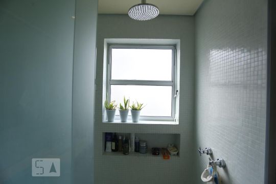 Banheiro de kitnet/studio à venda com 1 quarto, 45m² em Santa Cecília, São Paulo
