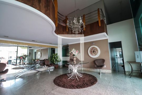 Hall de entrada de apartamento para alugar com 2 quartos, 63m² em Setor Bela Vista, Goiânia