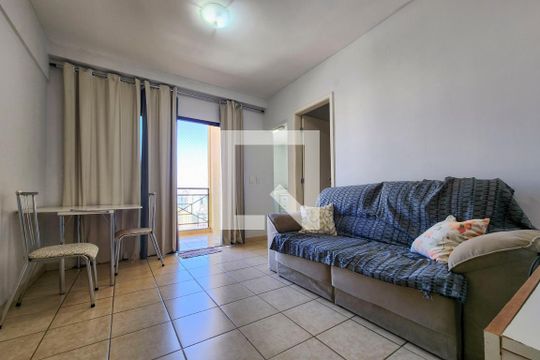 Sala de apartamento para alugar com 2 quartos, 63m² em Setor Bela Vista, Goiânia