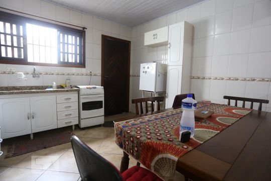 Cozinha de casa para alugar com 2 quartos, 110m² em Jardim Trussardi, São Paulo