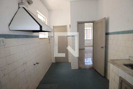 Cozinha de apartamento para alugar com 2 quartos, 100m² em Méier, Rio de Janeiro