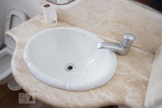Detalhe Lavabo de casa de condomínio para alugar com 3 quartos, 490m² em Jardim dos Estados, São Paulo