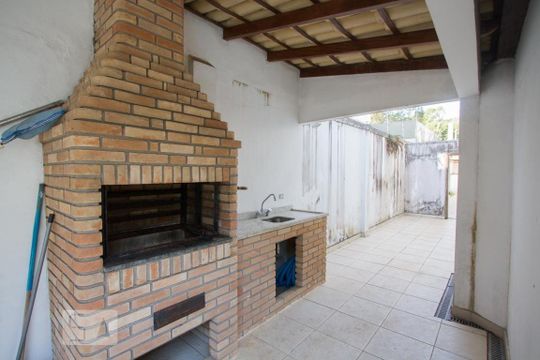 Churrasqueira de casa de condomínio para alugar com 3 quartos, 490m² em Jardim dos Estados, São Paulo