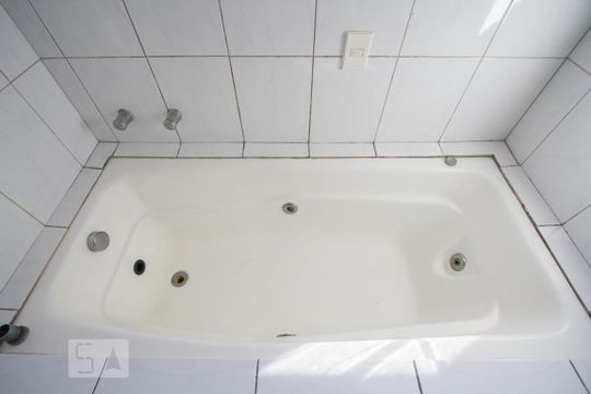 Detalhe Banheiro Suíte 3 de casa de condomínio para alugar com 3 quartos, 490m² em Jardim dos Estados, São Paulo