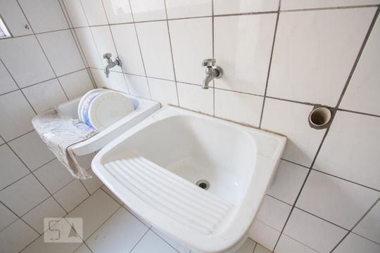 Detalhe Área de Serviço de casa de condomínio para alugar com 3 quartos, 490m² em Jardim dos Estados, São Paulo