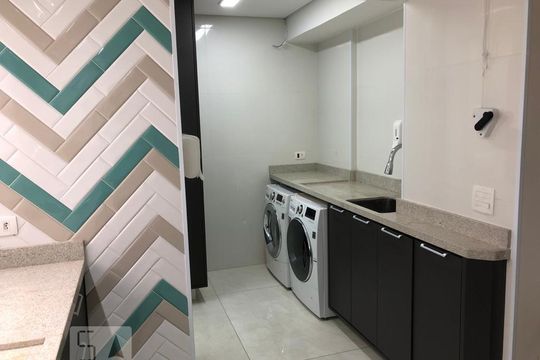 Lavanderia de apartamento à venda com 3 quartos, 180m² em Vila Monte Alegre, São Paulo