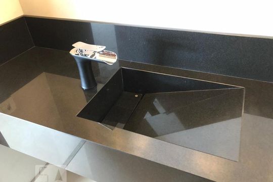 Lavabo de apartamento à venda com 3 quartos, 180m² em Vila Monte Alegre, São Paulo