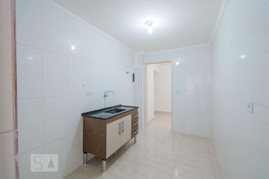 Cozinha de apartamento para alugar com 2 quartos, 80m² em Cambuci, São Paulo
