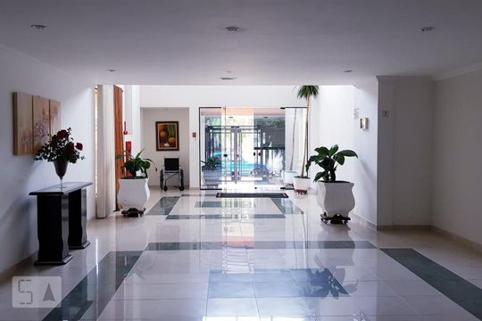 Hall de apartamento à venda com 3 quartos, 100m² em Vila Pereira Barreto, São Paulo