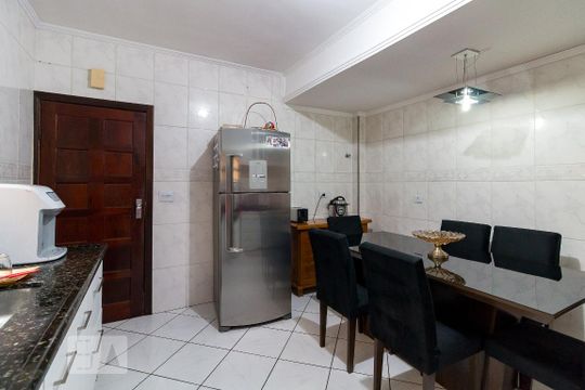 Cozinha de casa para alugar com 4 quartos, 385m² em Jardim Toscana, Guarulhos