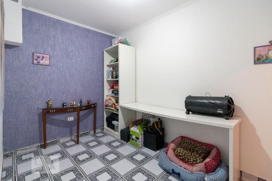 Quarto de serviço de casa para alugar com 4 quartos, 385m² em Jardim Toscana, Guarulhos