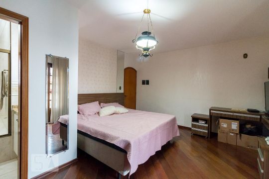 Quarto 1 suíte de casa à venda com 4 quartos, 385m² em Jardim Toscana, Guarulhos