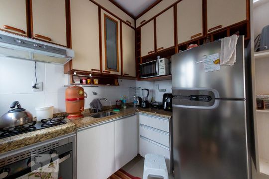 Apartamento para alugar com 2 quartos, 60m² em Menino Deus, Porto Alegre