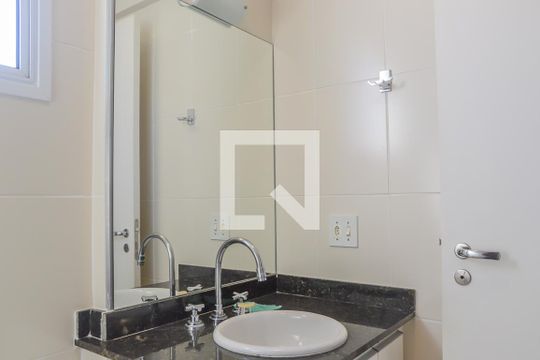 Banheiro de apartamento para alugar com 3 quartos, 104m² em Baeta Neves, São Bernardo do Campo