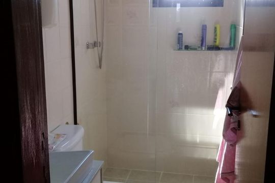 Banheiro de apartamento à venda com 3 quartos, 100m² em Cidade Vargas, São Paulo