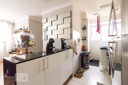 Cozinha de apartamento à venda com 2 quartos, 45m² em Jardim Íris, São Paulo