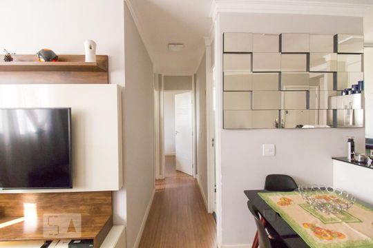 Corredor de apartamento à venda com 2 quartos, 45m² em Jardim Íris, São Paulo