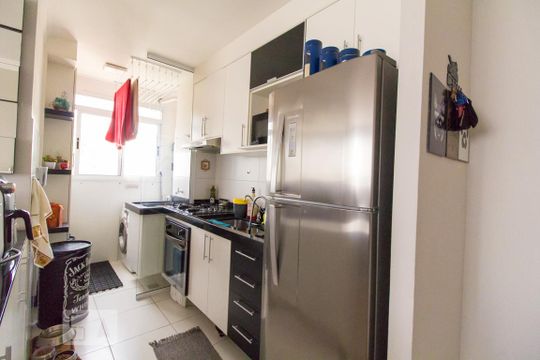Cozinha de apartamento à venda com 2 quartos, 45m² em Jardim Íris, São Paulo