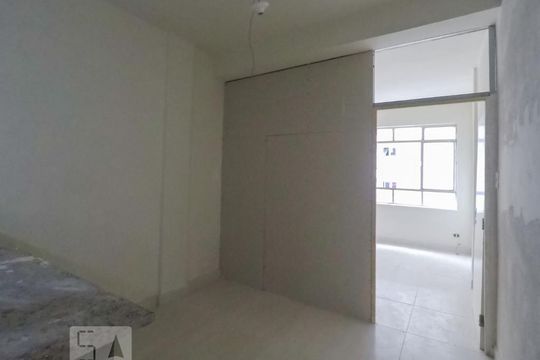 Apartamento à venda com 1 quarto, 33m² em Sé, São Paulo