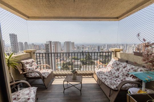 Varanda Sala de apartamento à venda com 3 quartos, 188m² em Tatuapé, São Paulo