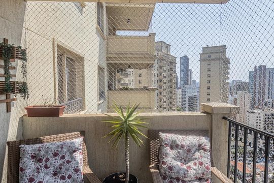 Varanda Sala de apartamento à venda com 3 quartos, 188m² em Tatuapé, São Paulo