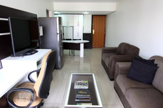 Apartamento para alugar com 1 quarto, 53m² em Asa Norte, Brasília