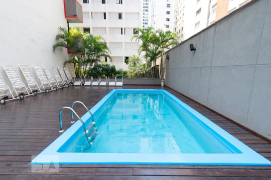 Piscina de apartamento à venda com 1 quarto, 65m² em Cerqueira César, São Paulo