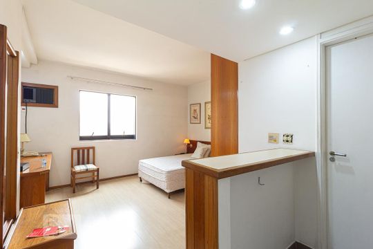 Studio de kitnet/studio para alugar com 1 quarto, 38m² em Moema, São Paulo