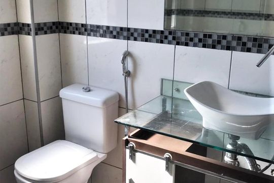 Banheiro de apartamento à venda com 3 quartos, 61m² em Jardim Íris, São Paulo