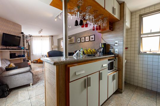Cozinha  de apartamento à venda com 1 quarto, 58m² em Ingá, Niterói