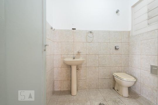 Banheiro de casa à venda com 3 quartos, 69m² em Santo Amaro, São Paulo