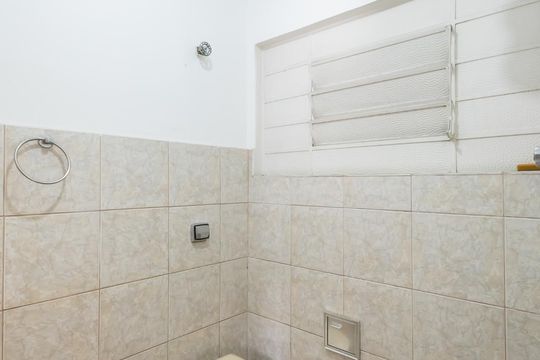 Banheiro de casa à venda com 3 quartos, 69m² em Santo Amaro, São Paulo