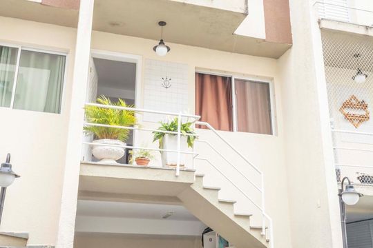 Fachada de casa de condomínio à venda com 2 quartos, 82m² em Casa Verde Alta, São Paulo