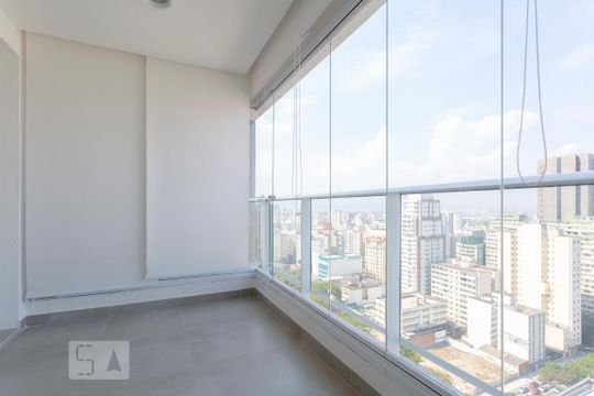 Varanda de kitnet/studio à venda com 1 quarto, 36m² em Consolação, São Paulo