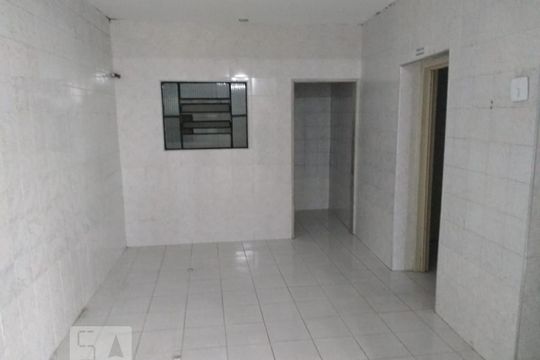 Edícula de casa à venda com 3 quartos, 230m² em Jardim Popular, São Paulo