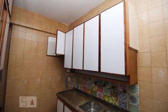 Cozinha de casa para alugar com 2 quartos, 100m² em Humaitá, Rio de Janeiro