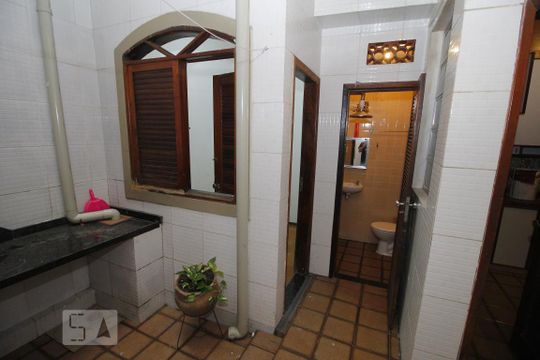 Varanda de casa para alugar com 2 quartos, 100m² em Humaitá, Rio de Janeiro
