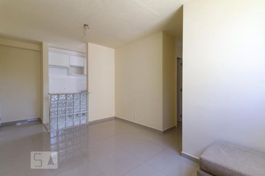 Apartamento para alugar com 3 quartos, 60m² em Vargem Grande, Rio de Janeiro