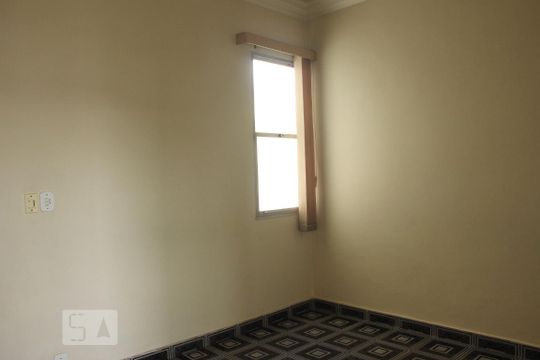 sala de apartamento para alugar com 2 quartos, 55m² em São Francisco Xavier, Rio de Janeiro