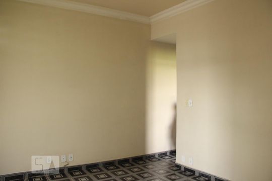 sala de apartamento para alugar com 2 quartos, 55m² em São Francisco Xavier, Rio de Janeiro