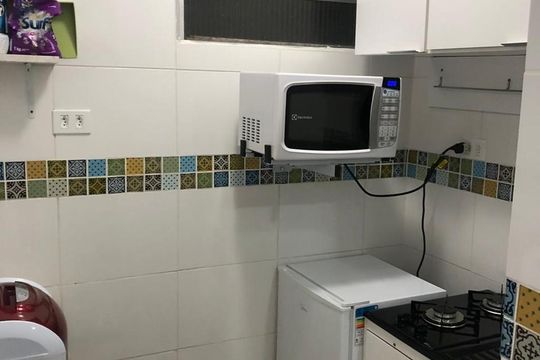 Cozinha de kitnet/studio para alugar com 1 quarto, 18m² em Mirandópolis, São Paulo
