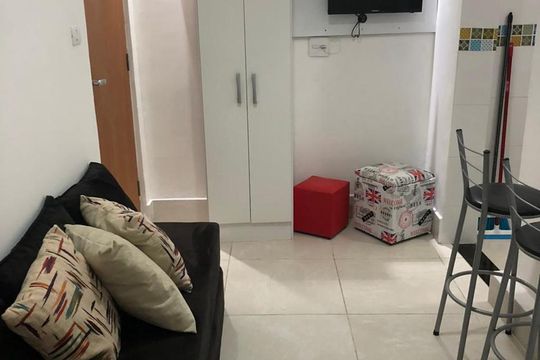 Sala/Quarto de kitnet/studio para alugar com 1 quarto, 18m² em Mirandópolis, São Paulo